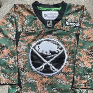 Buffalo Sabres Youth S/M Jersey Camouflage Military Reebok